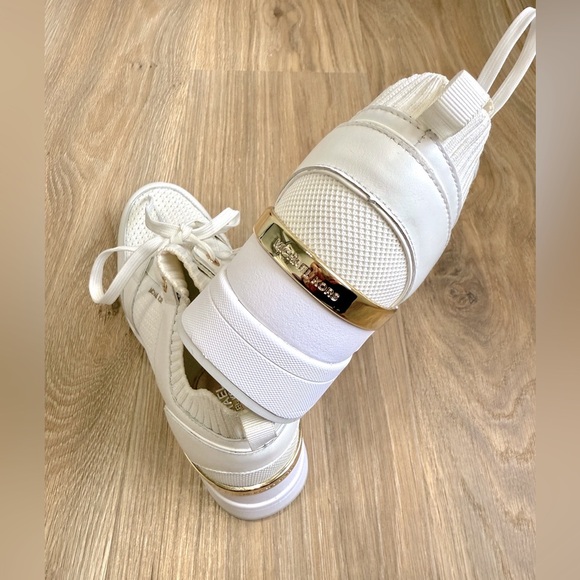MICHAEL Michael Kors White Georgie Knit Trainer Size 9.5 LNC - Picture 4 of 10